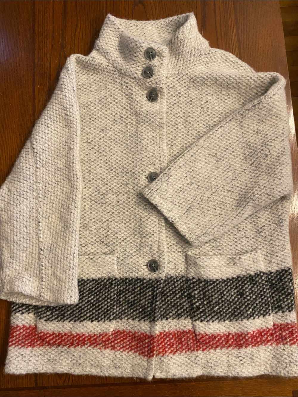 Gap sweater